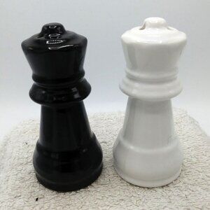 Chess Salt and Pepper Shakers Wh/Bl with Stoppers Queen's Gambit Fans Ceramic